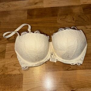 NWT VS Pink Butterfly Lace Balconette Date Push-up Bra